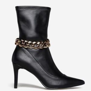 New in the box Black Caviar, Ayson vegan leather pointed toe booties size 12